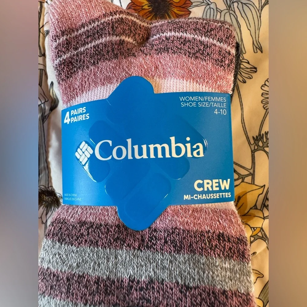 4-pack Columbia brand crew socks NWTS women’s size 4-10 - Picture 4 of 4